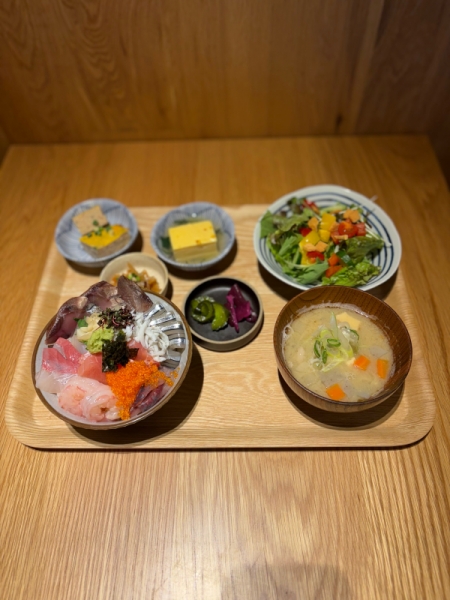 海鮮丼定食