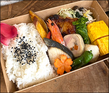 1段　月の舟　日替り弁当（和）